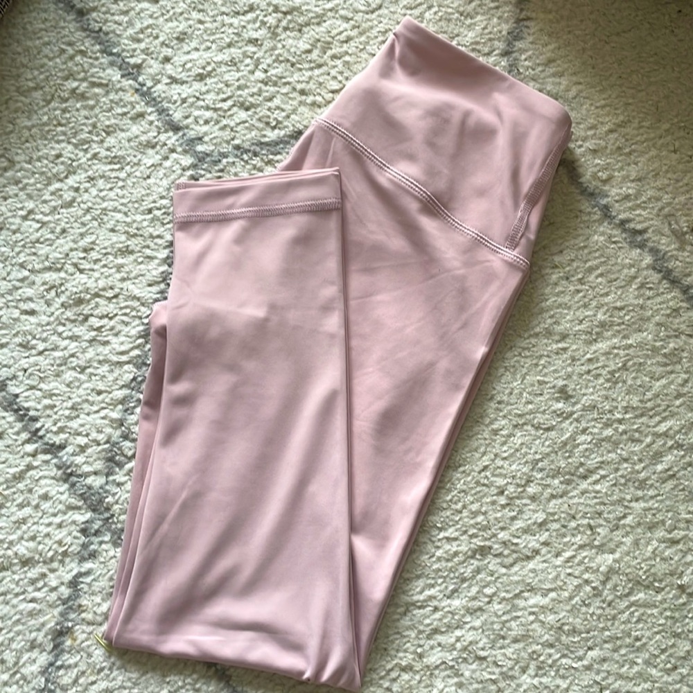 Yogalicious light pink cropped leggings